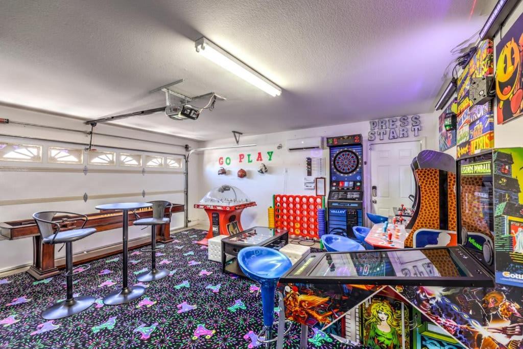 Family Fun For Everyone In Las Vegas- 4 Bedrooms, Billiards, Game Room Henderson Extérieur photo