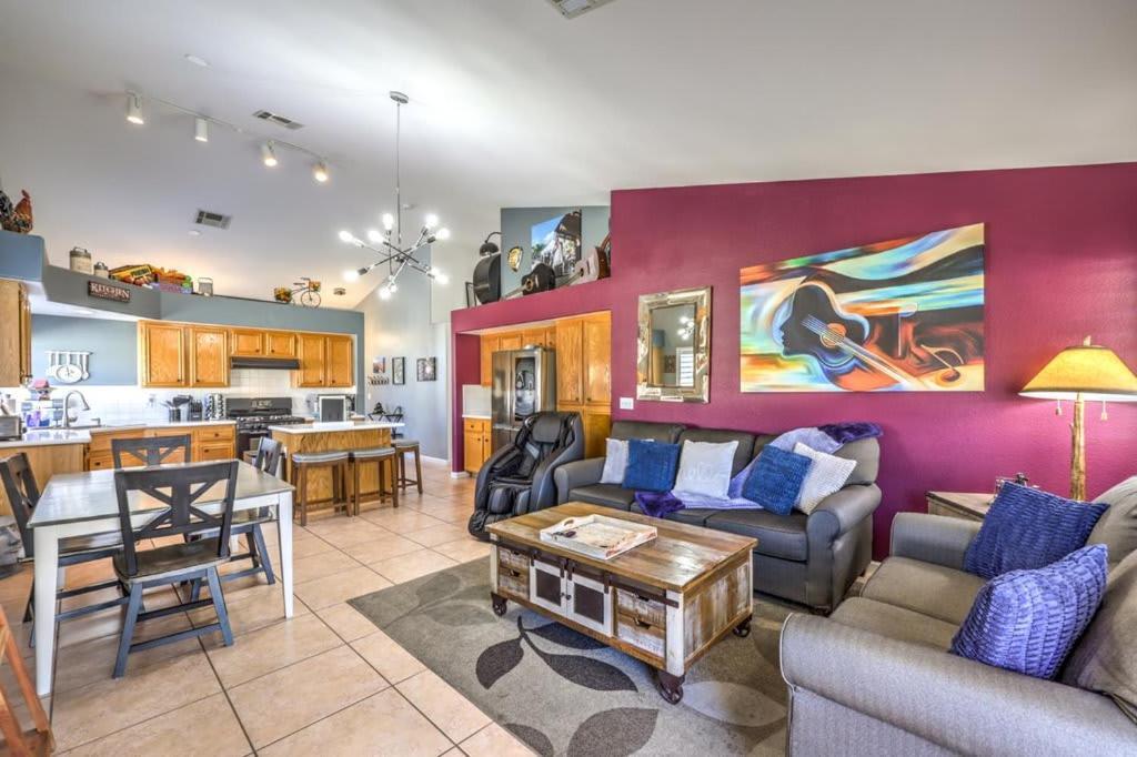 Family Fun For Everyone In Las Vegas- 4 Bedrooms, Billiards, Game Room Henderson Extérieur photo