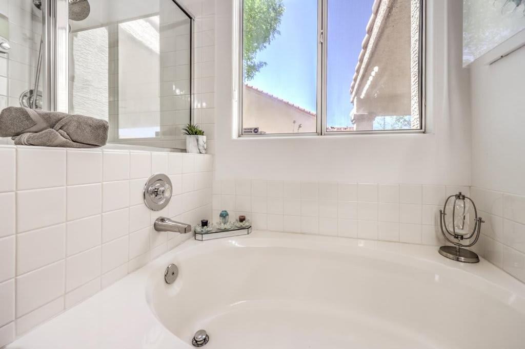 Family Fun For Everyone In Las Vegas- 4 Bedrooms, Billiards, Game Room Henderson Extérieur photo